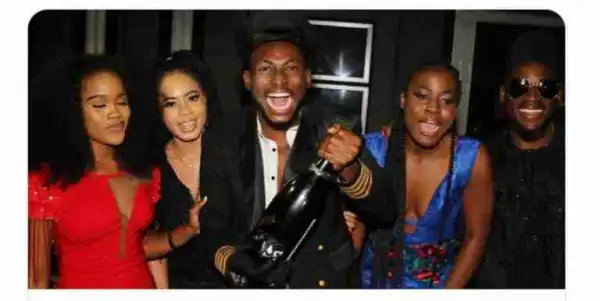#BBNaija: See The Crowd Waiting For BBNaija 2018 Finalists At The Airport